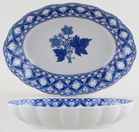 Dish small c1997